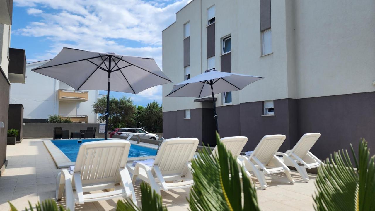 The Sands Luxury Pool Aparthotel 2 Novalja Eksteriør billede